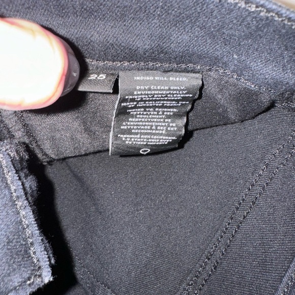 J Brand Size 25 - Picture 4 of 4